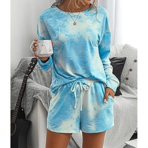 NWT Blue Tie-Dyed Long Sleeve Shirt and Shorts Set
